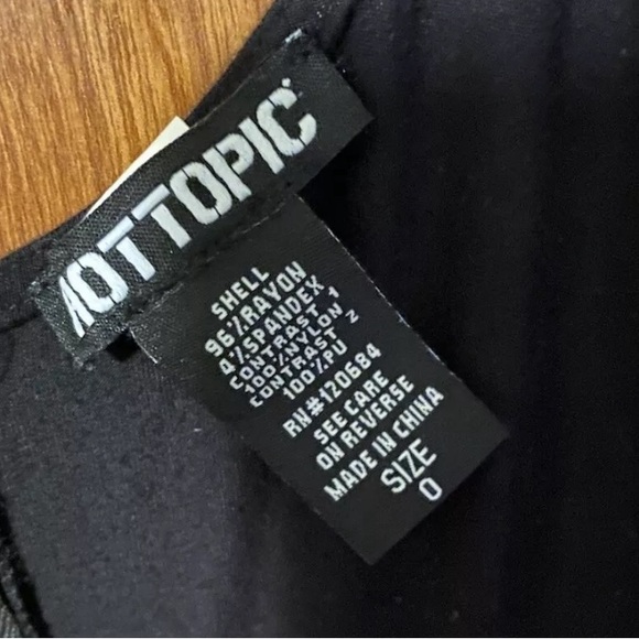 Hot Topic Dress - Picture 3 of 3